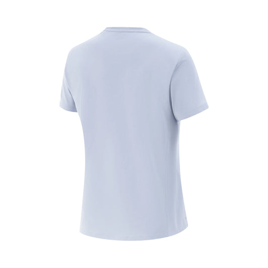 T-shirt technique femme Li-Ning bleu glacier vu de dos, coupe ajustée et manches courtes, sur fond blanc
