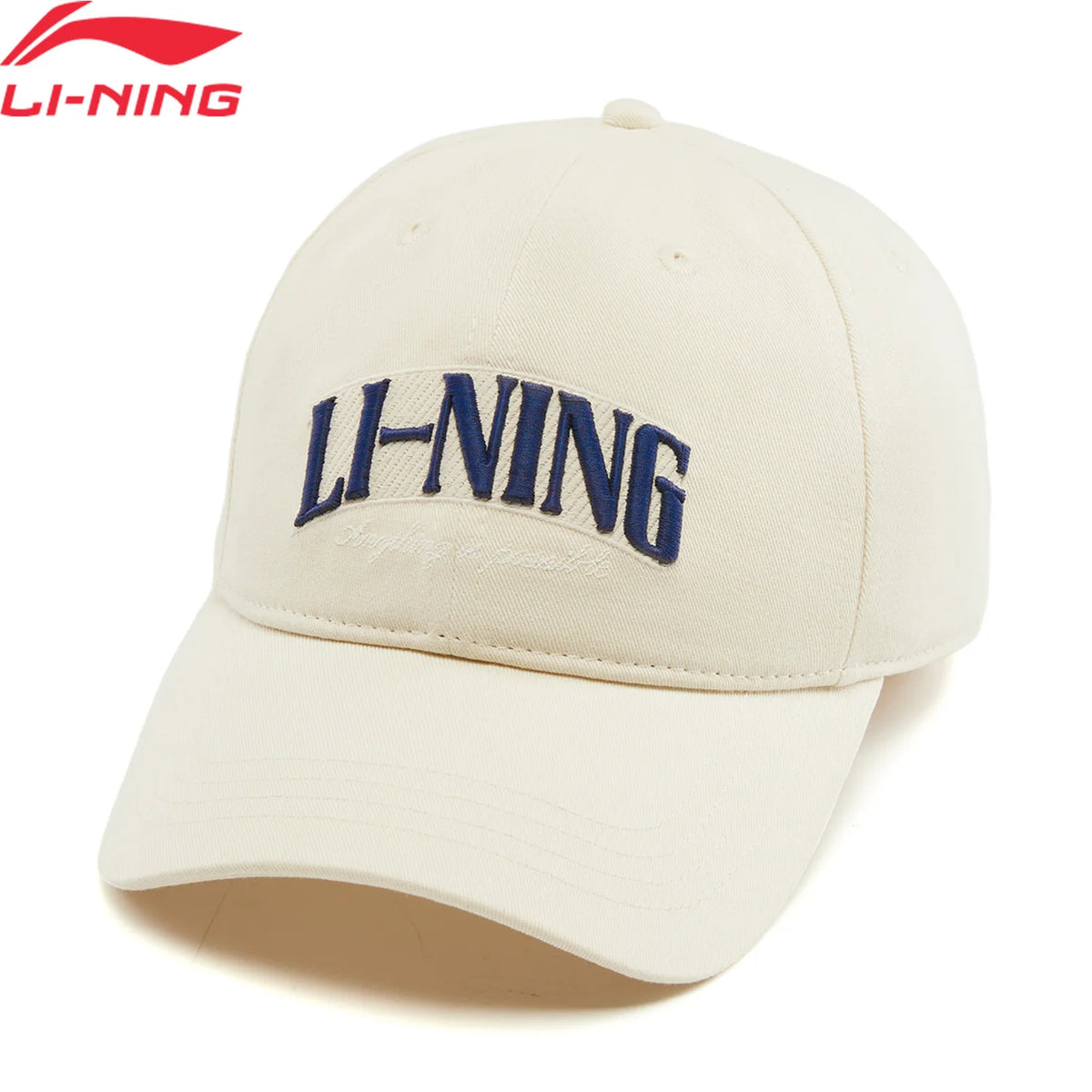Casquette Li-Ning en coton écru avec grand logo LI-NING brodé en bleu marine, vue de trois-quarts
