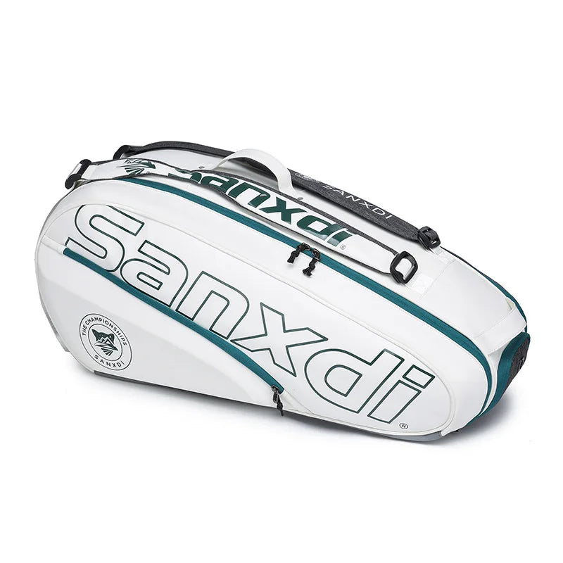Grand sac de raquettes SANXDI blanc à liserés vert pétrole, vue de trois quarts, sangle grise sur le dessus