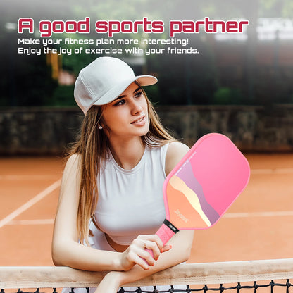 Joueuse de pickleball au filet avec une raquette Joysent Horizon S1 rose