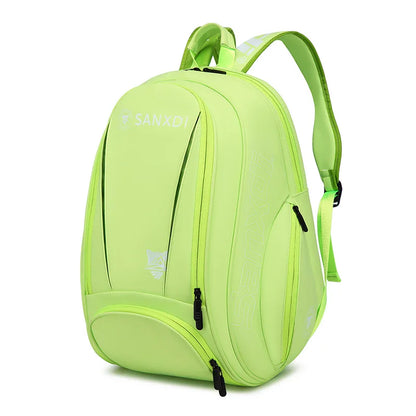 Sac à dos SANXDI vert fluo, vue de trois quarts avec bretelles, poches zippées et logo SANXDI blanc ton sur ton